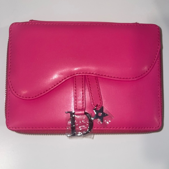 Dior Addict Stellar Shine Lipstick Clutch - Picture 5 of 10